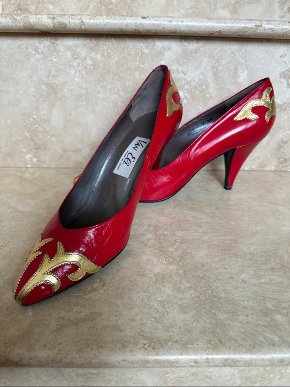 Van Eli Tristan RED Kid Heels - Vintage Red Heels - Size 7.5